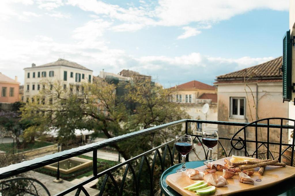 Deluxe Town Hall Square Flat In Historical Center 2 Corfu  Exteriör bild